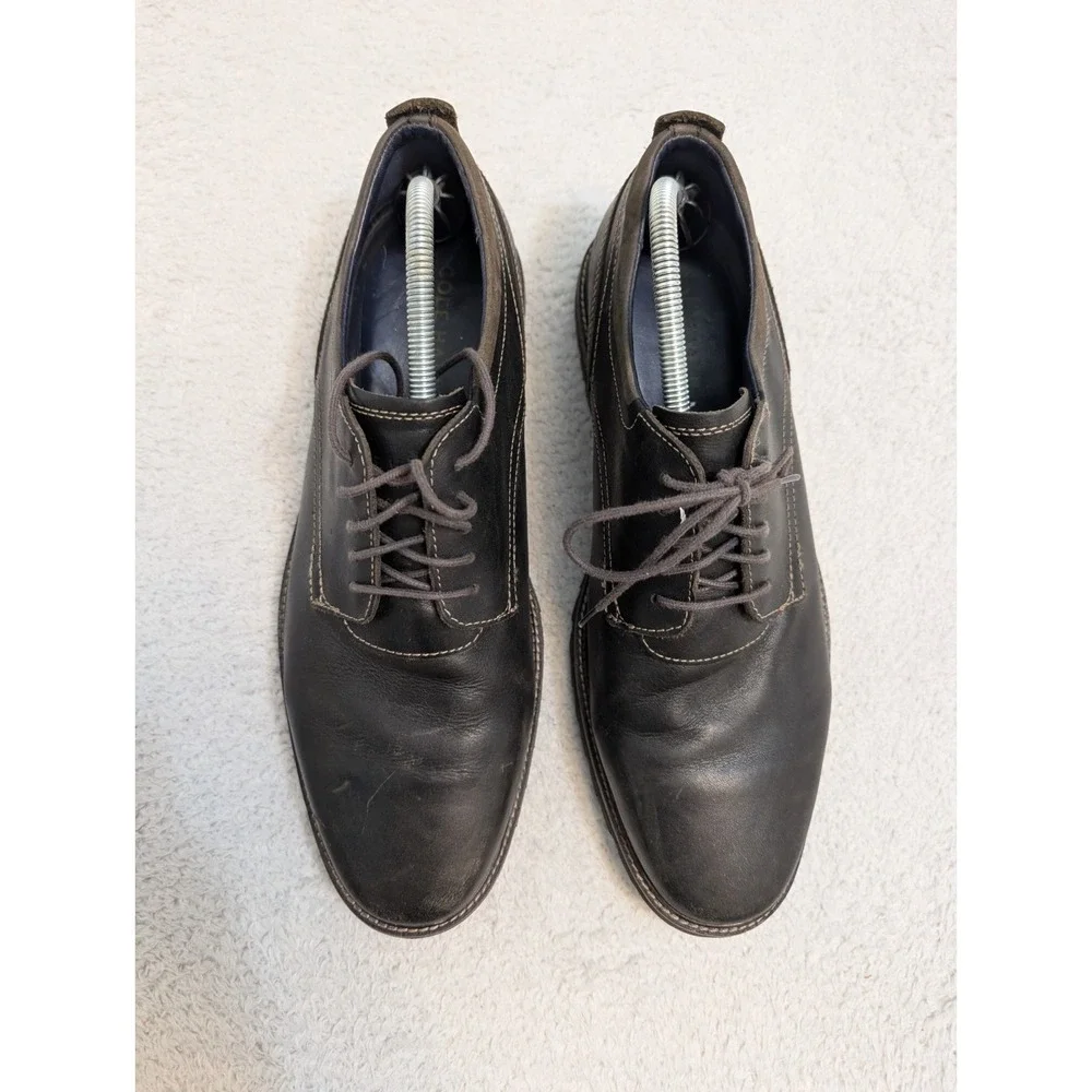 Medium cole haan